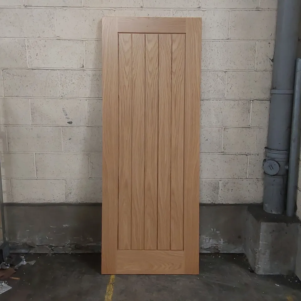 SOLID WOOD INTERNAL DOOR - APPROXIMATELY 198.8 x 76.3cm