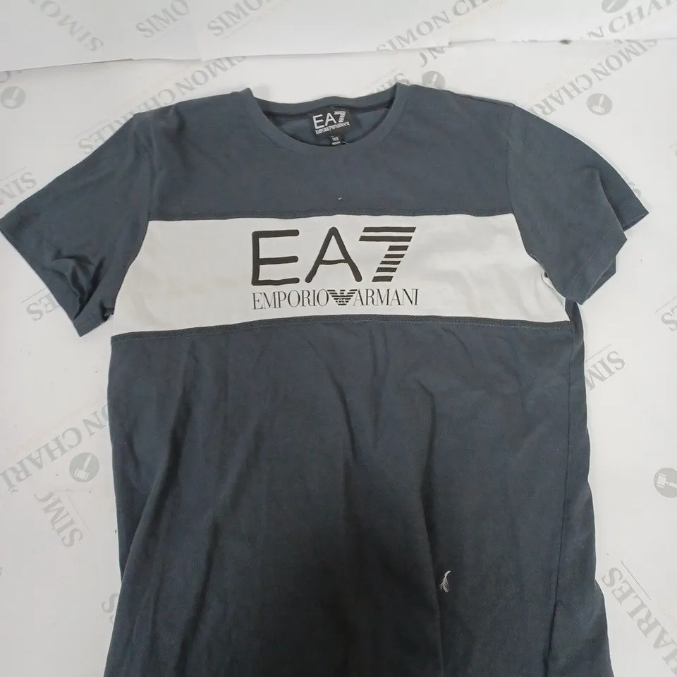 EMPORIO ARMANI LOGO T-SHIRT SIZE 14