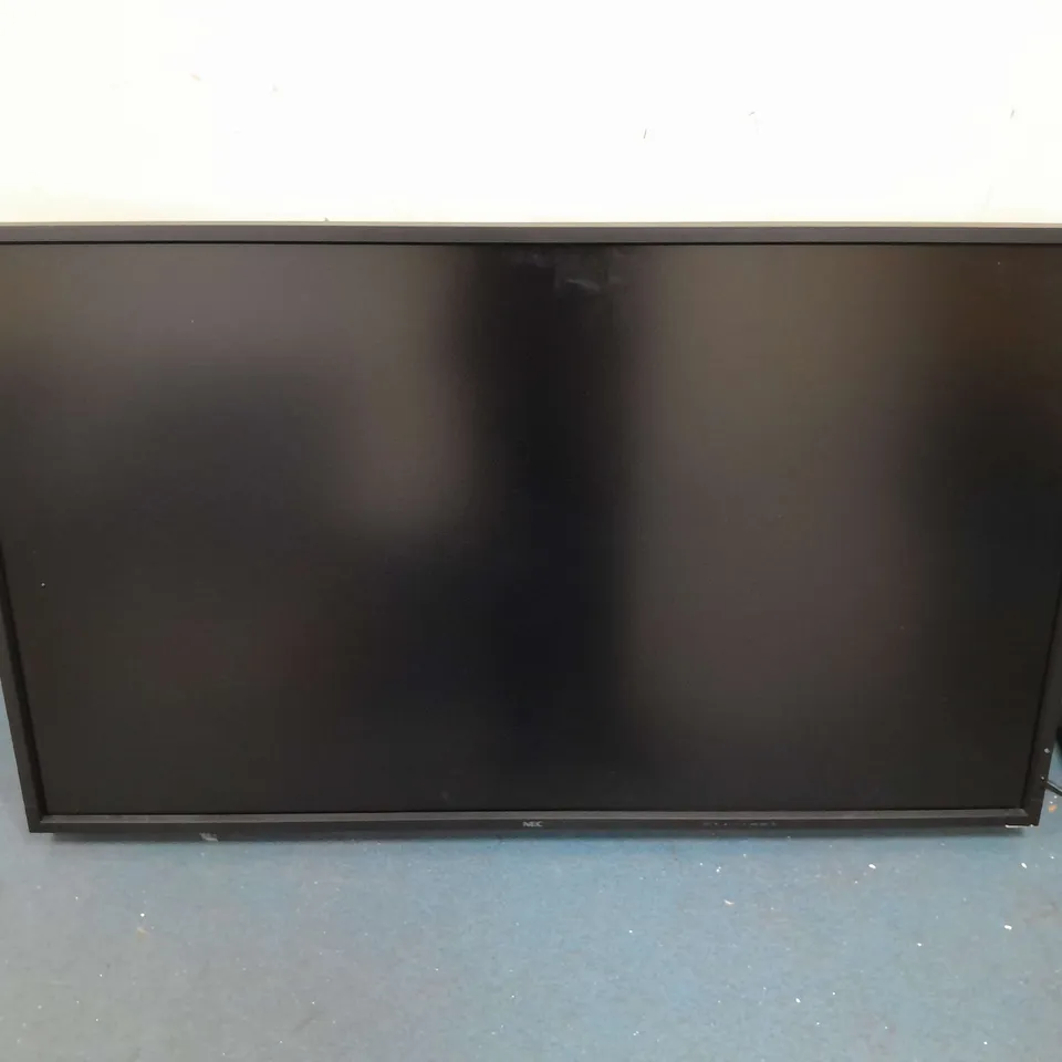 NEC MULTISYNC P462 LCD MONITOR - COLLECTION ONLY