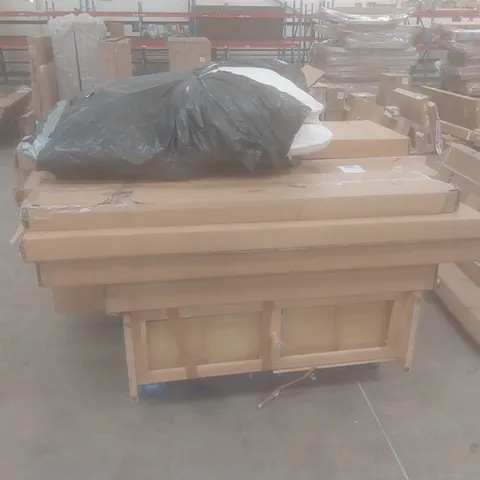 PALLET OF ASSORTED BOXED FURNITURE AND FURNITURE PARTS