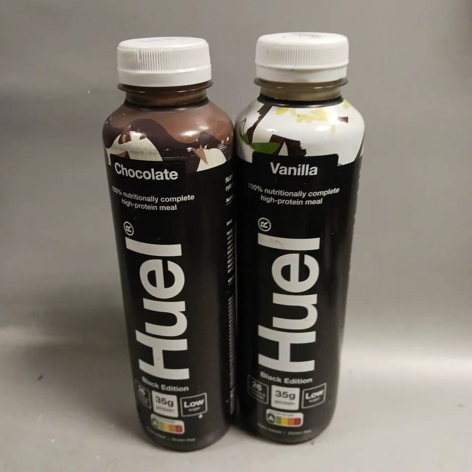 APPROXIMATELY 10 HUEL COMPLETE MEAL DRINKS IN VARIOUS FLAVOURS - COLLECTION ONLY 