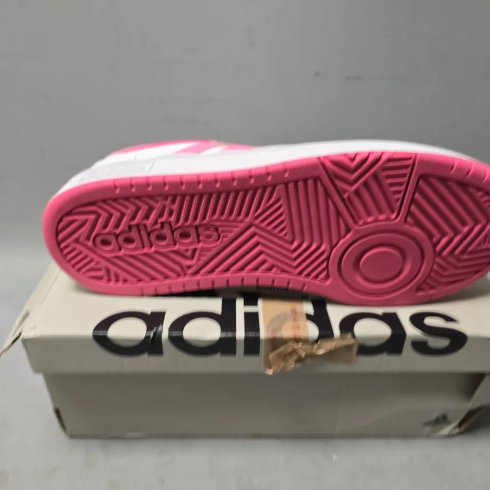 BOXED ADIDAS PINK & WHITE 3.0 K TRAINERS - UK 6 1/2