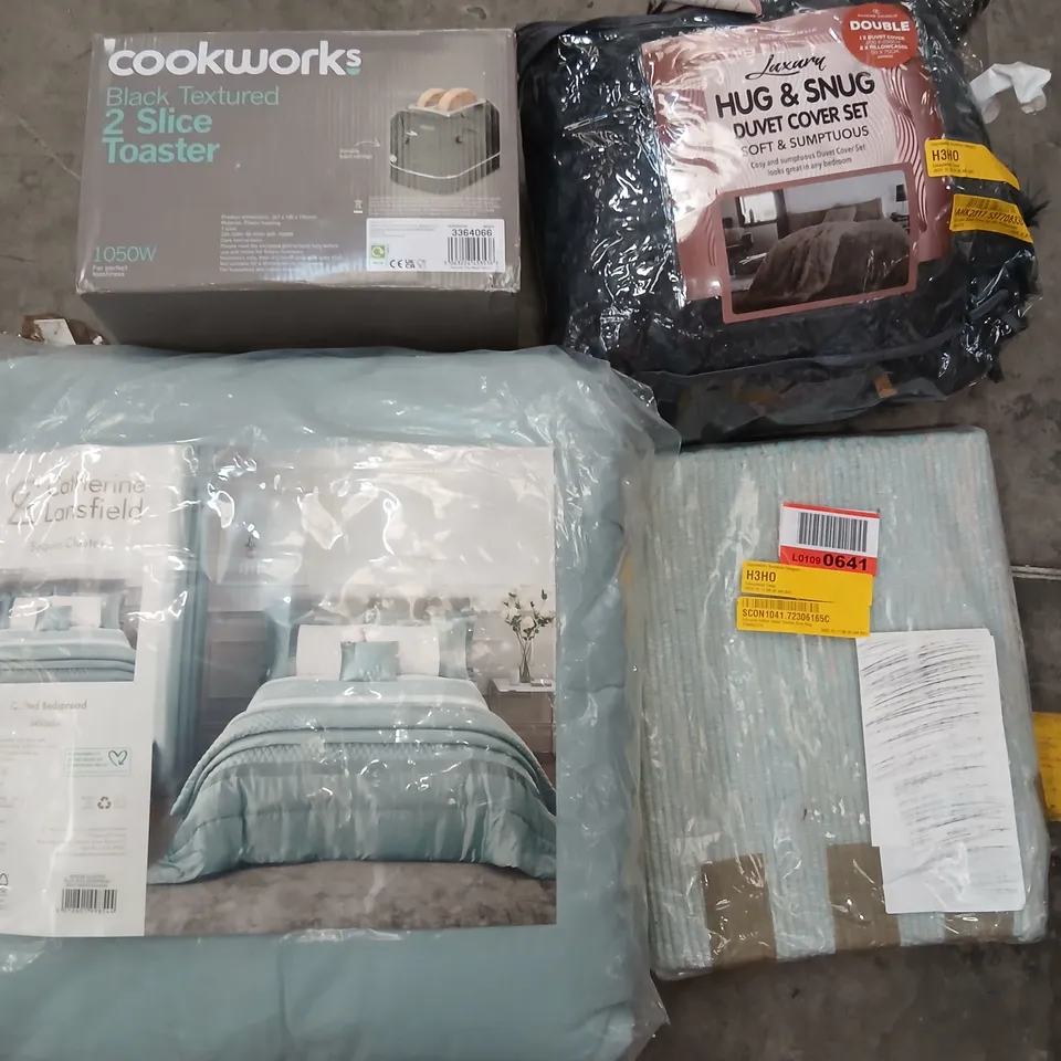 CAGE OF ASSORTED PRODUCTS TO INCLUDE; CATHERINE LANSFIELD BEDDING, COOKWORKS TOASTER, LUXURY HUG AND SNUG COVER SET AND BED SLATS