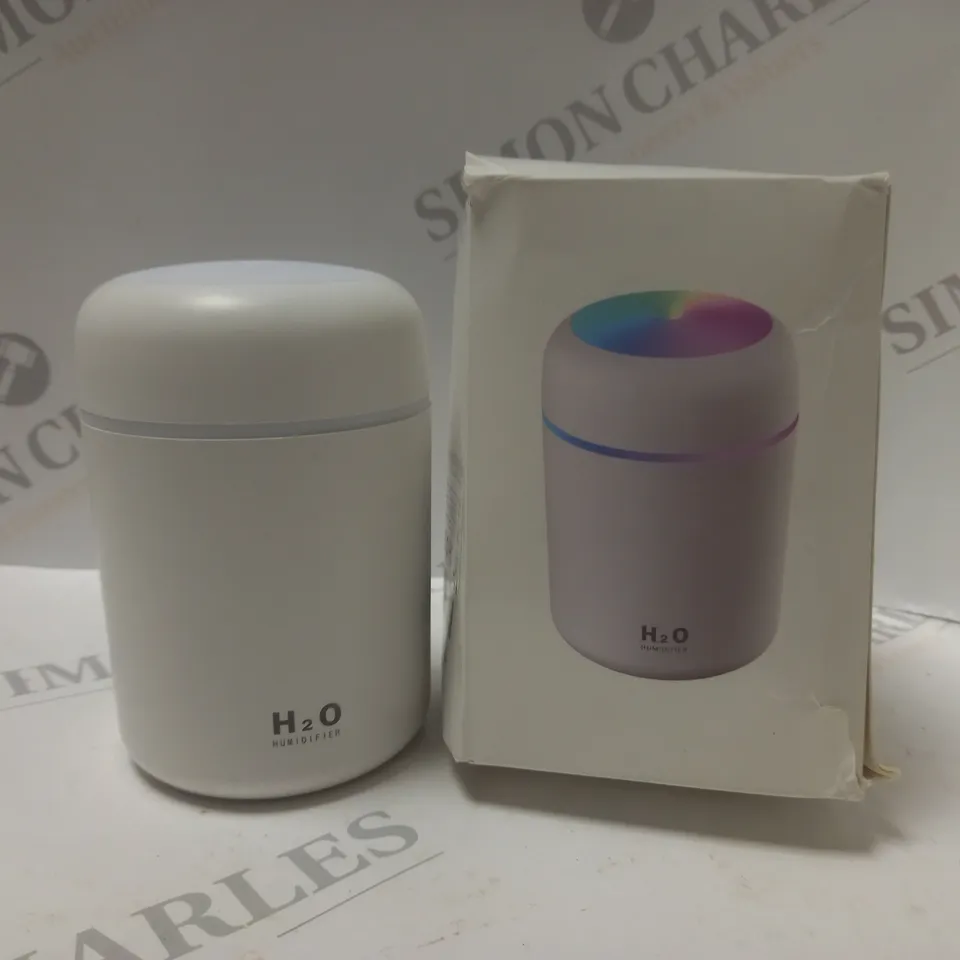 BOXED USB COLOUR HUMIDIFIER