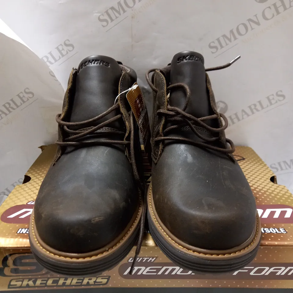 SKECHERS MENS CHOCOLATE LEATHER BOOTS - SIZE 8