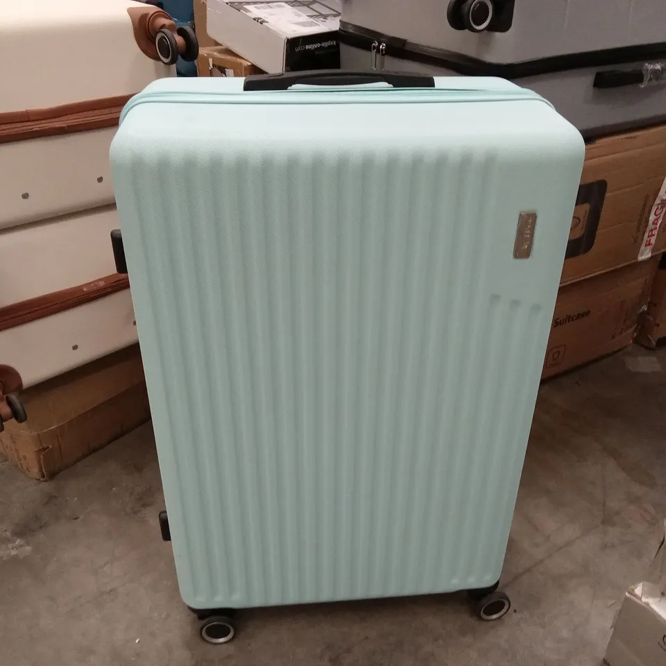 MEDIUM SUITCASE SKYBLUE