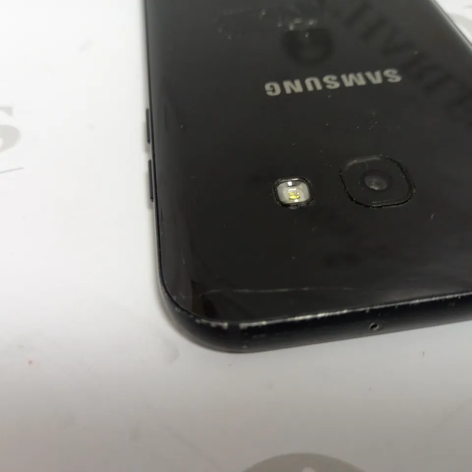 SAMSUNG GALAXY - MODEL UNKNOWN