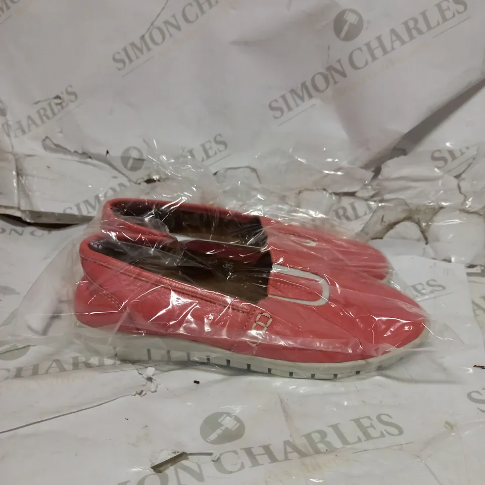 AD ROSE SLIP ON SHOES - PINK - SIZE  