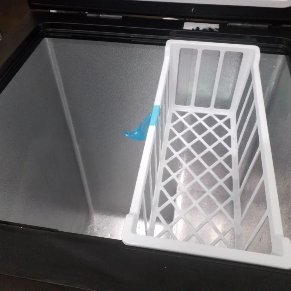 RUSSELL HOBBS RH142CF0E1B CHEST FREEZER - BLACK