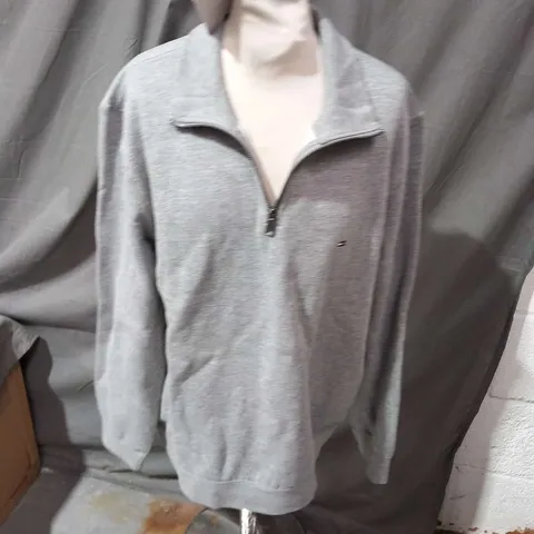 TOMMY HILFIGER ESSENTIAL FLEECE 1/4 ZIP MEDIUM GREY HEATHER SIZE L