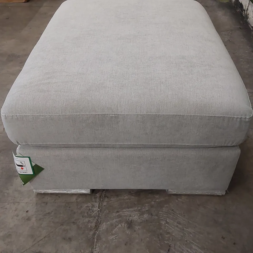 DESIGNER FABRIC UPHOLSTERED FOOTSTOOL/POUFFE 