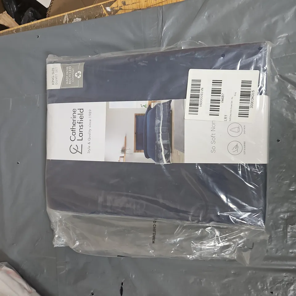 CATHERINE LANSFIELD KING SIZE DUVET SET – BLUE