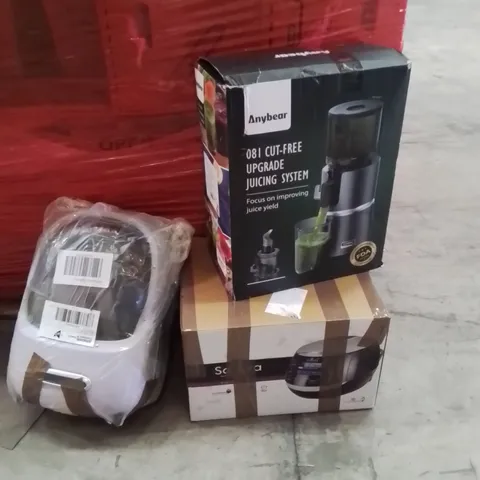 PALLET OF ASSORTED HOUSEHOLD GOODS AND PRODUCTS TO INCLUDE;PET CARRIER,JUICE,RICE COOKER 