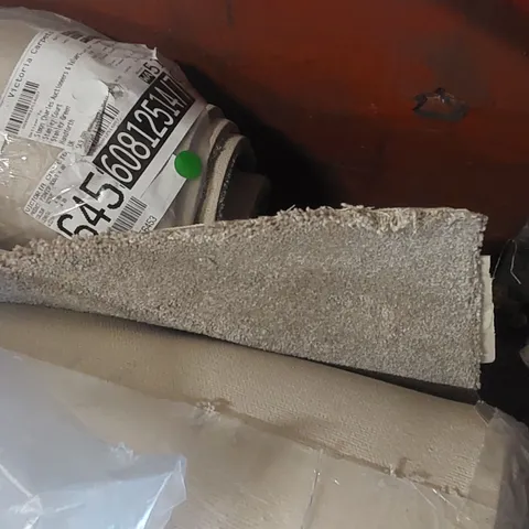 ROLL OF QUALITY ULTIMATE EXPRESSIONS CASHEW CARPET - APPROXIMATELY 9.3 x 5m