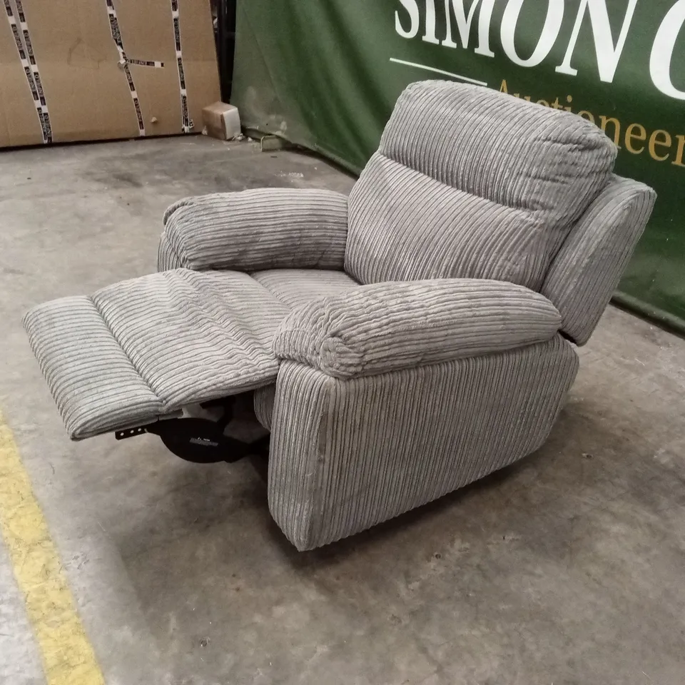 BARON FABRIC MANUAL RECLINER ARMCHAIR RRP £549