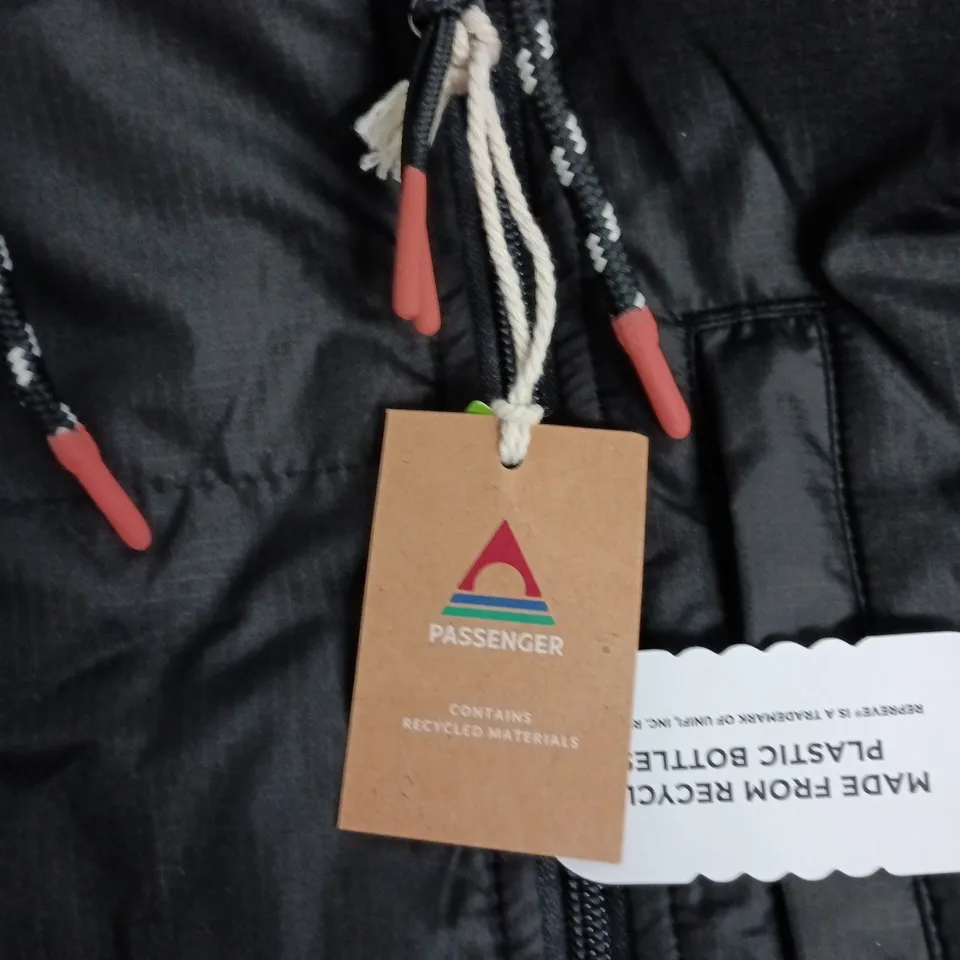 PASSENGER DYLAN RECYCLED INSULATED FULL ZIP JACKET – BLACK, UK/US XL