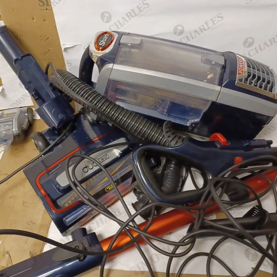 SHARK DUO CLEAN VACUUM CLEANER