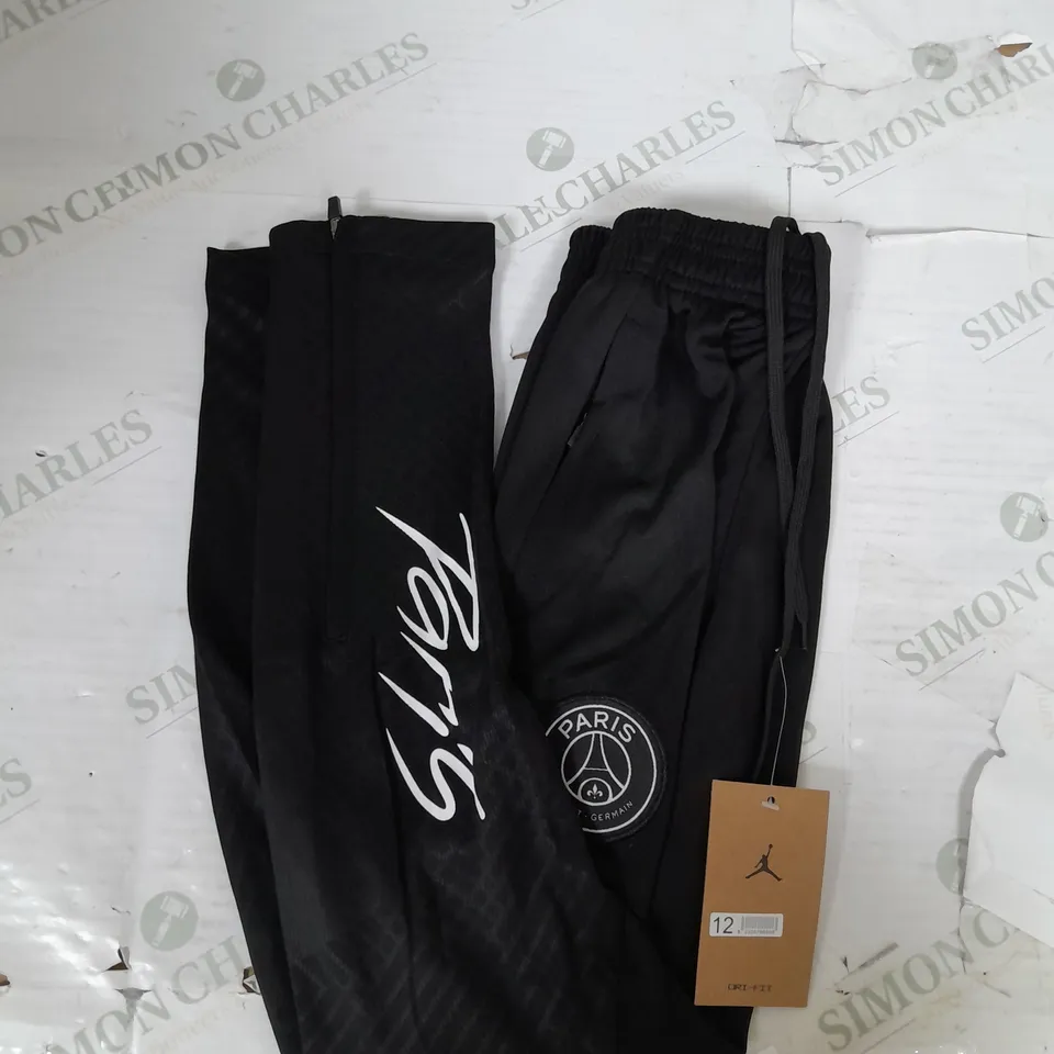 NIKE BOYS DRI-FIT TRACKSUIT SET IN GREY AND BLACK SIZE 12YRS