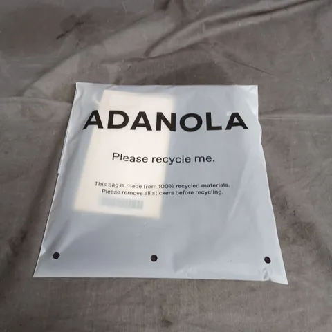 BAGGED ADANOLA ULTIMATE LEGGINGS IN COFFEE BEAN SIZE M