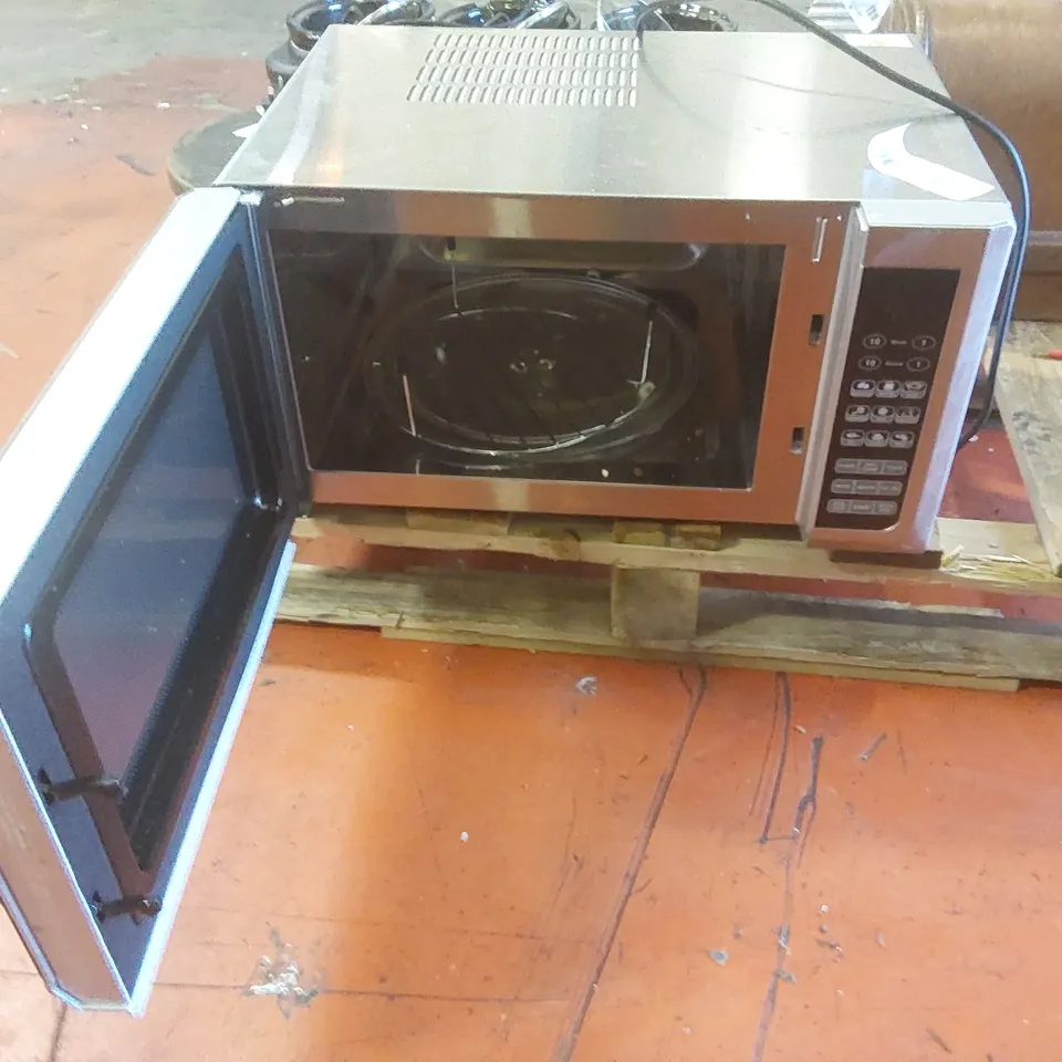 ADEXA D100N38ASI-ZC COMMERCIAL 1500W MICROWAVE OVEN