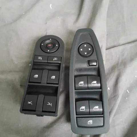SET OF 2 DOOR MODULES CONTROLS