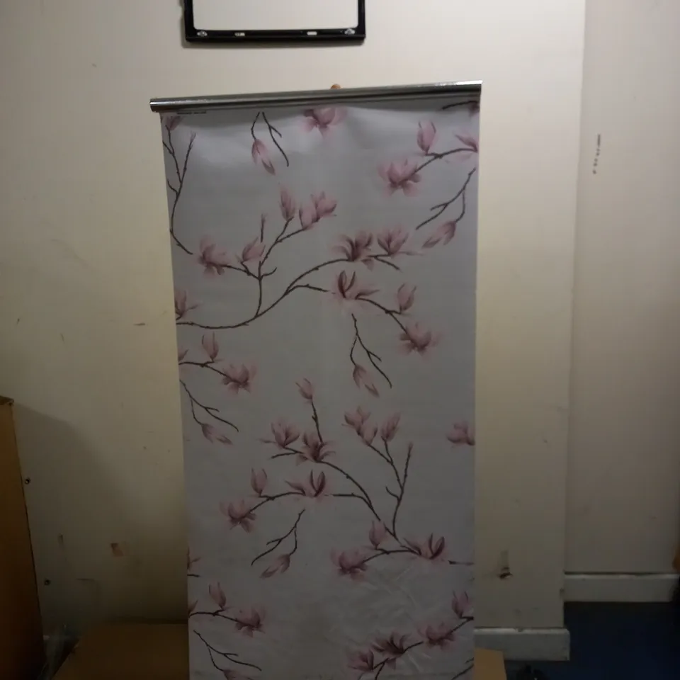 MAGNOLIA PRINTED BLACKOUT ROLLER BLIND