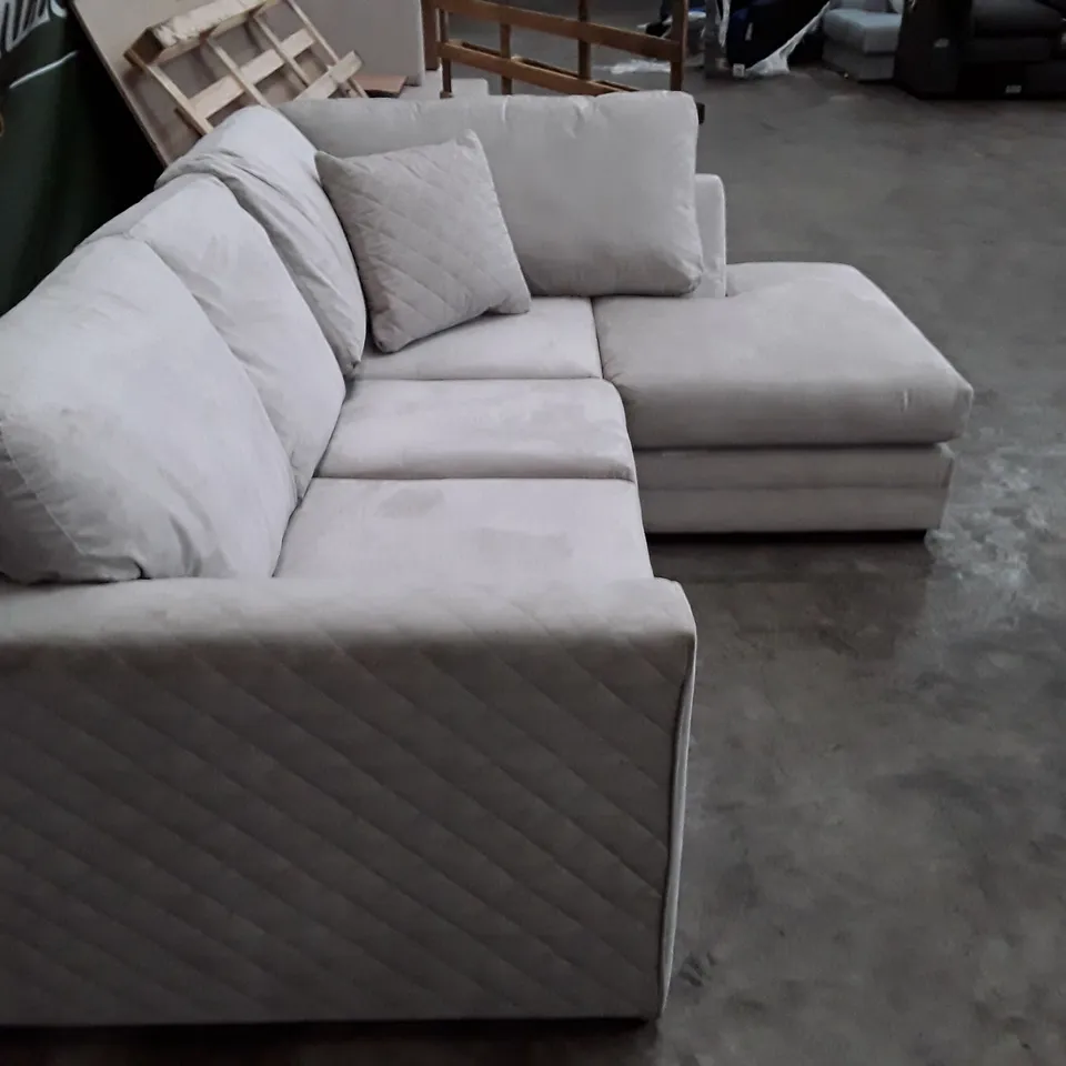 QUALITY DESIGNER CORNER SOFA - LIGHT GREY FABRIC