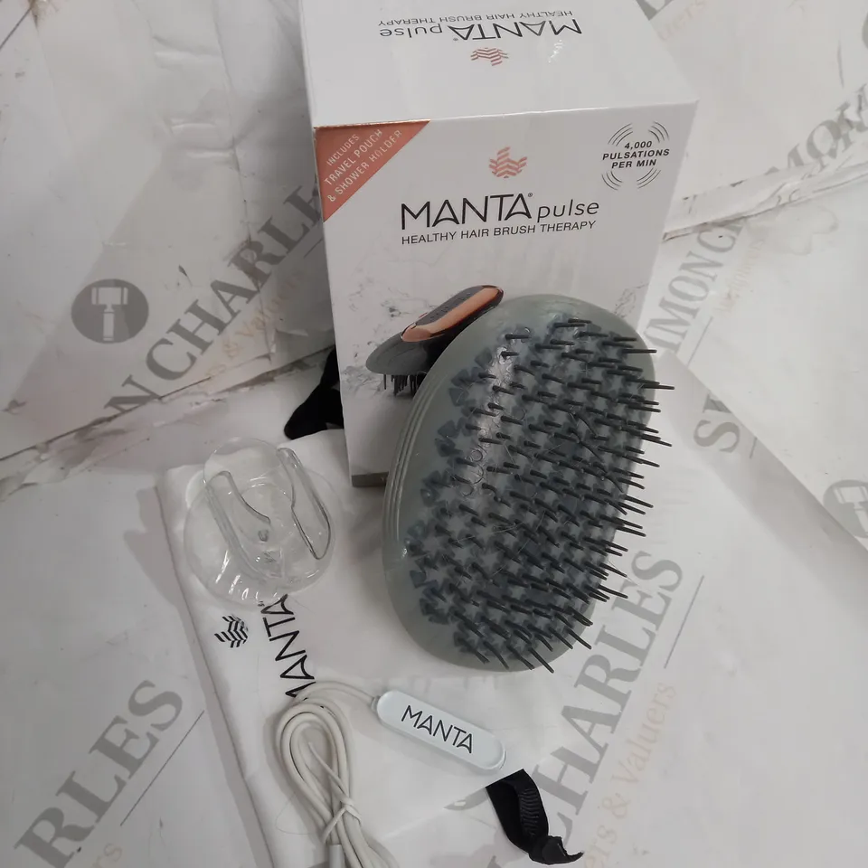 BOXED MANTA PULSE FLEXIBLE HAIRBRUSH