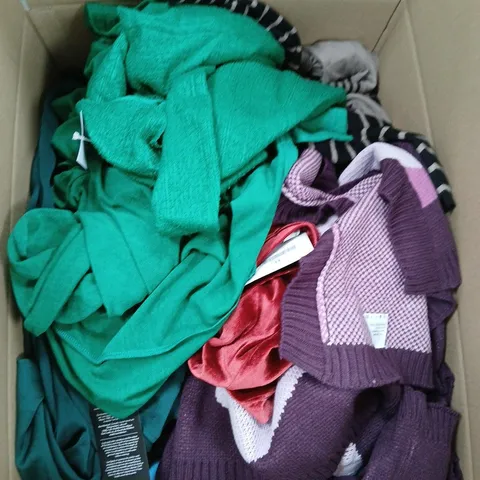 LARGE BOX OF ASSORTED ITEMS TO INCLUDE CLOTHING, CANDLES AND HOOVER PARTS - COLLECTION ONLY 