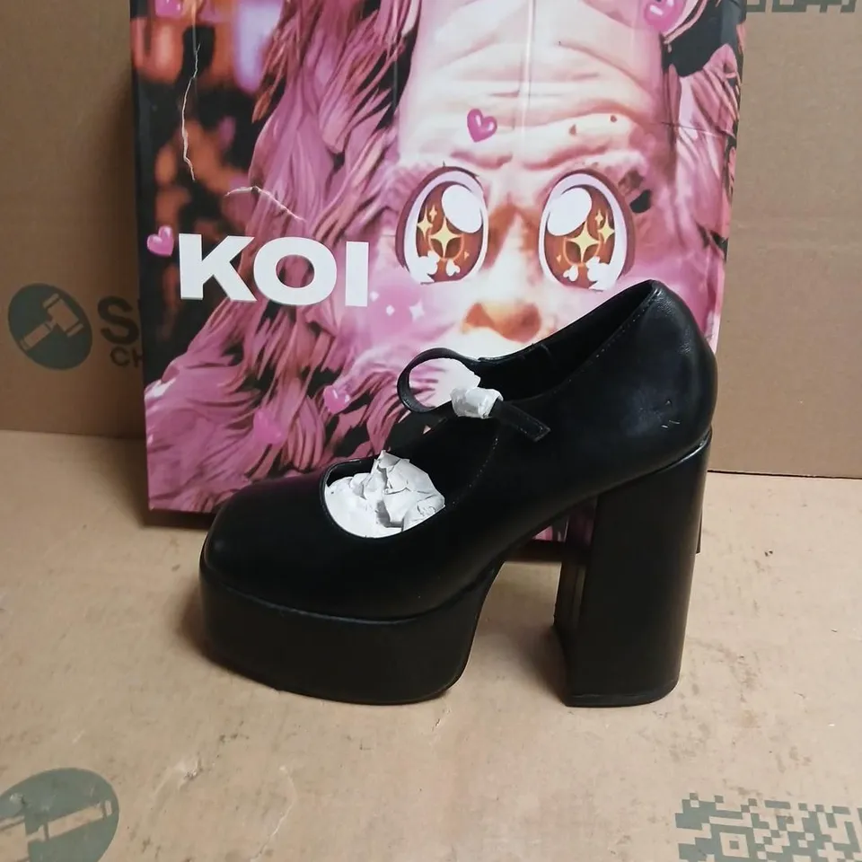 KOI WOMEN'S BLACK PATENT PLATFORM MARY JANE HEEL SHOE