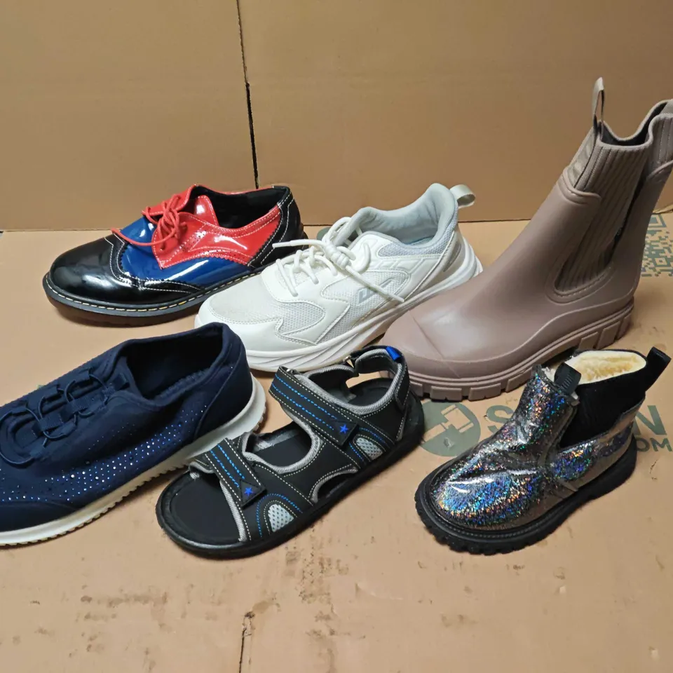 LOT OF APPROXIMATELY 20 ASSORTED PAIRS OF SHOES AND TRAINERS IN VARIOUS SIZES