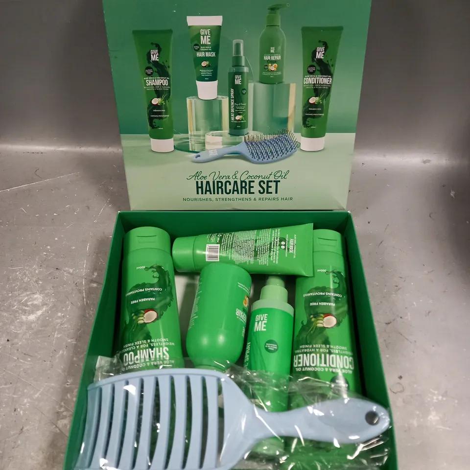 BOXED GIVE ME ALOE VERA & COCONUT OIL HAIRCARE SET 