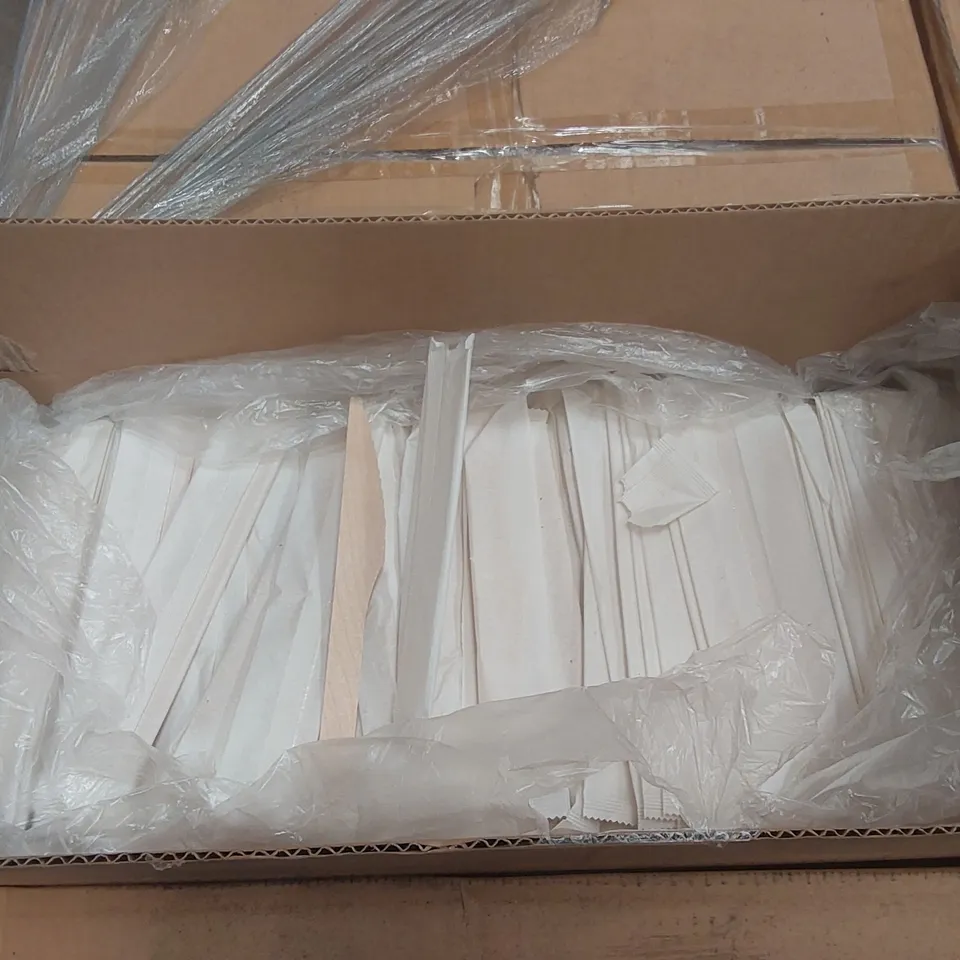 PALLET CONTAINING APPROXIMATELY 35,000 ENVIRONMENTALLY FRIENDLY DISPOSABLE WOODEN KNIVES