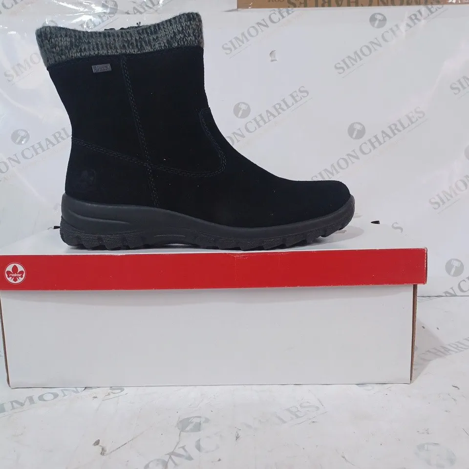 BOXED PAIR OF RIEKER ANTISTRESS WATER RESISTANT ANKLE BOOTS, BLACK - SIZE 6 