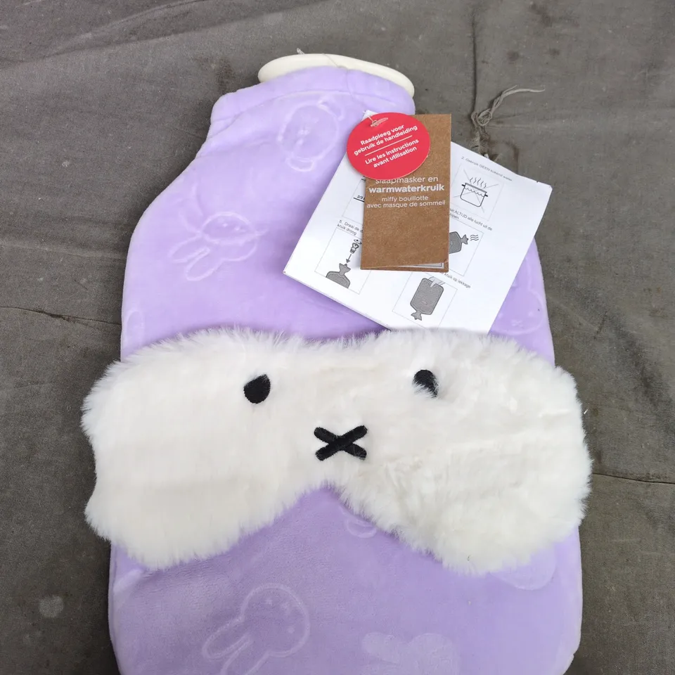 HEMA × NIJNTJE SLEEP MASK & HOT WATER BOTTLE 