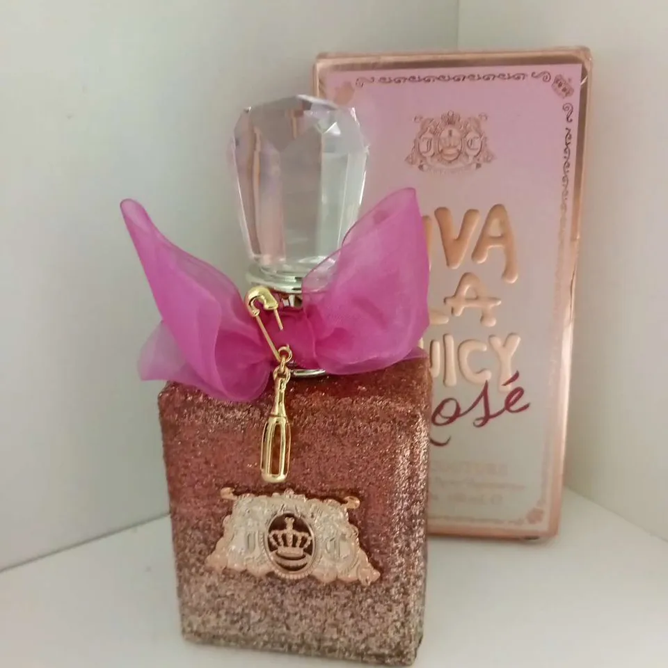 BOXED VIVA LA JUICY ROSE JUICY COUTURE EAU DE PARFUM 100ML