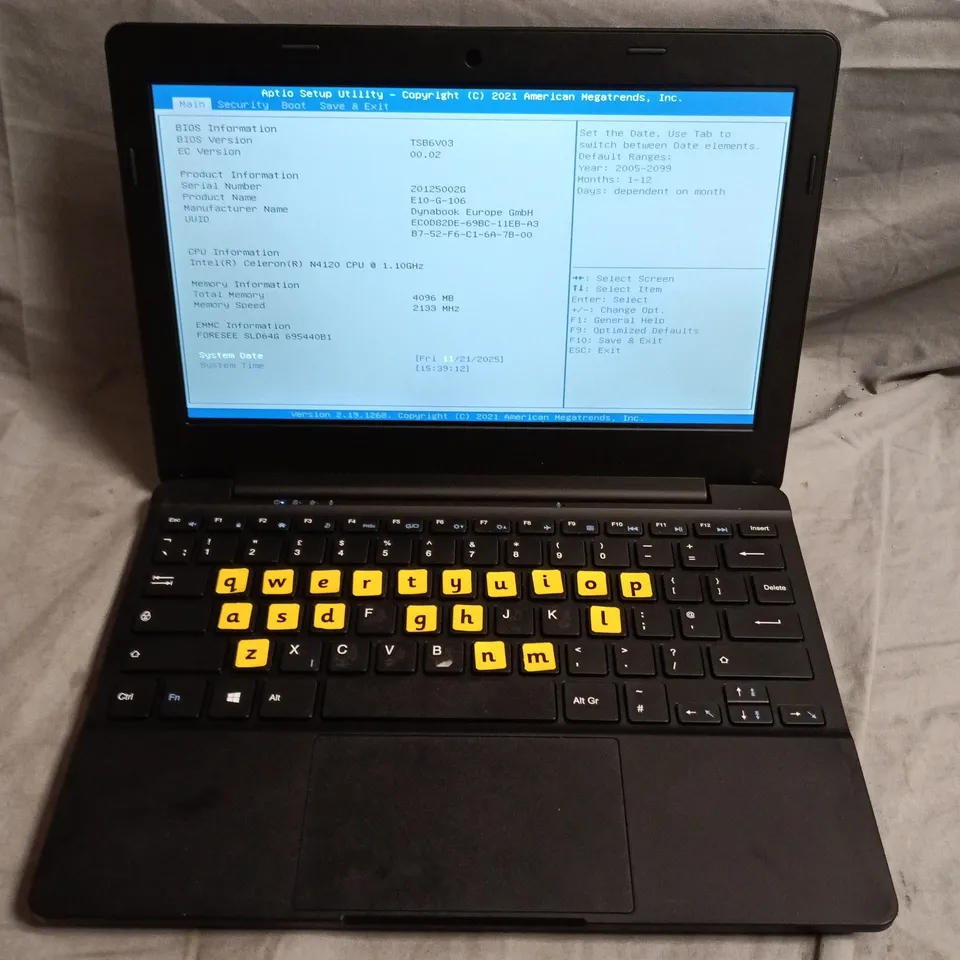 UNBOXED DYNA BOOK E-10 LAPTOP IN BLACK 