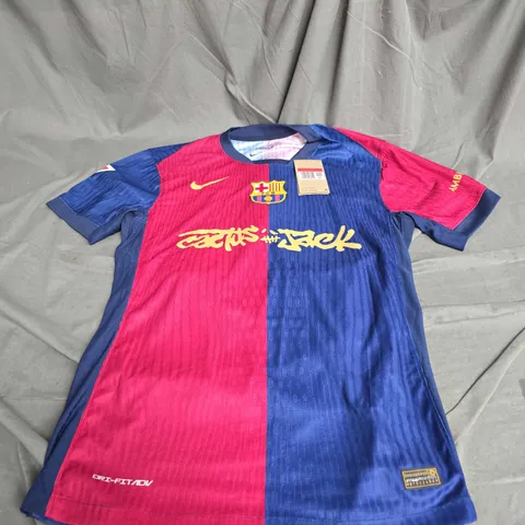 NIKE FCB FOOTBALL JERSEY IN BLUE/RED SIZE L