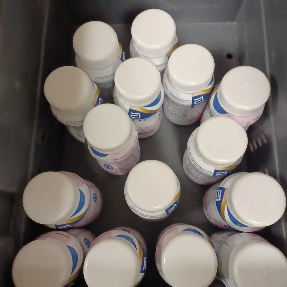 APPROXIMATELY 15 SEALED ABBOTT ENSURE PLUS NUTRITIONAL SUPPLEMENT DRINKS 