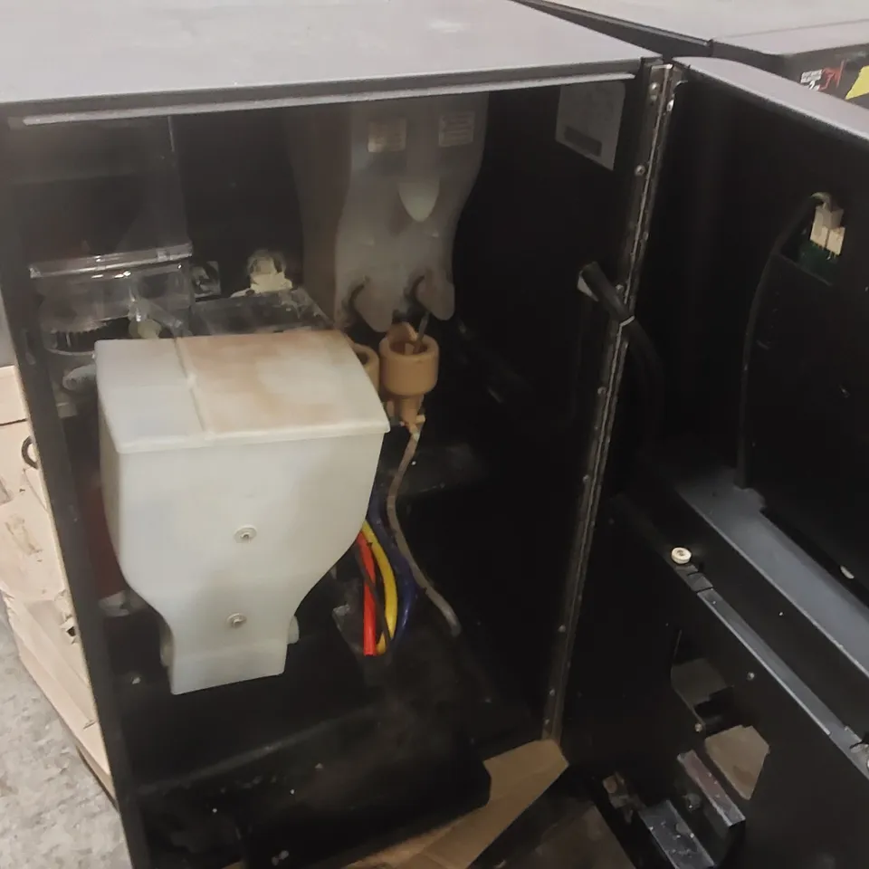 AZKOYEN VITRO COMMERCIAL COFFEE MACHINE