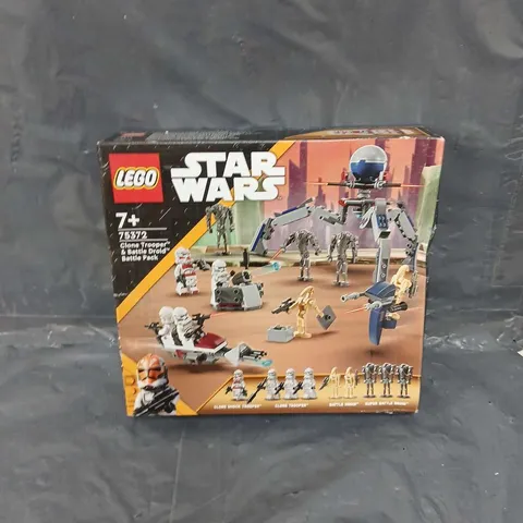 BOXED LEGO STAR WARS CLONE TROOPER AND BATTLE DROID BATTLE PACK 