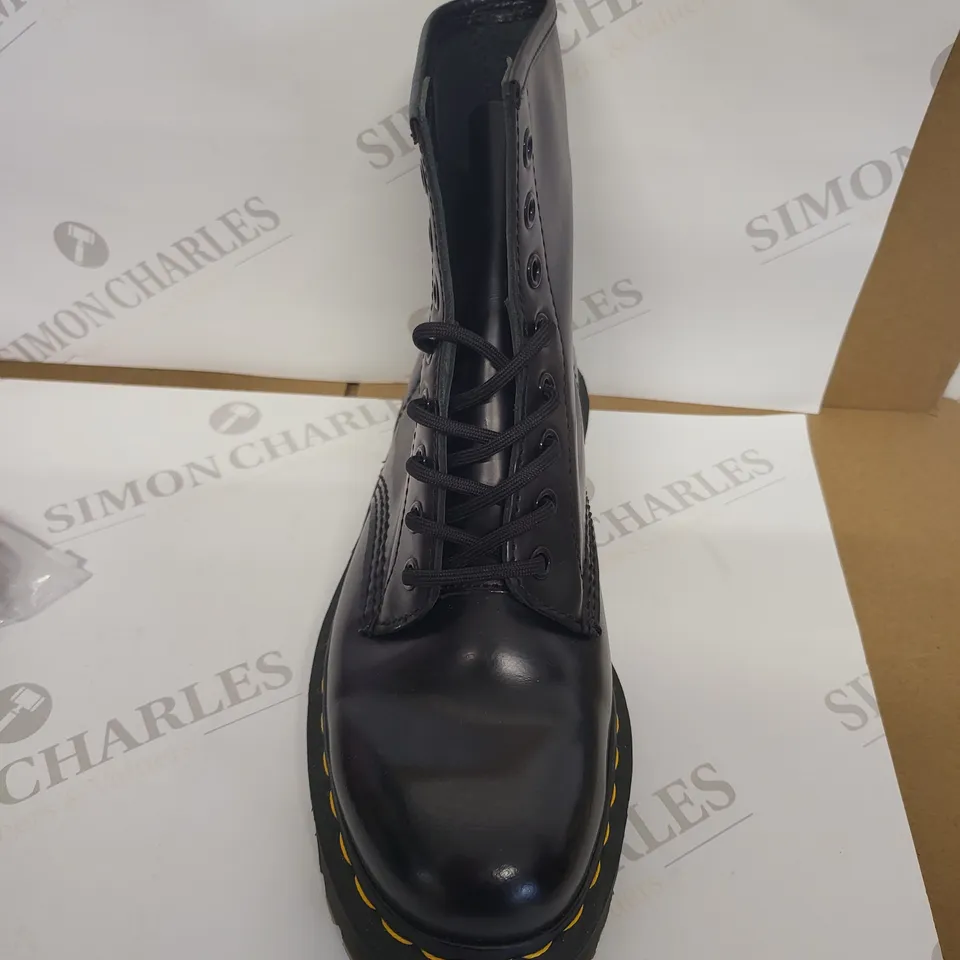 BLACK PLATFORM BOOTS IN THE STYLE OF DR. MARTEN - SIZE 7 UK