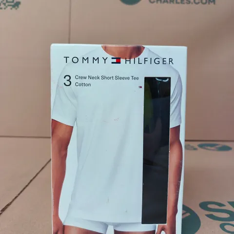 TOMMY HILFIGER CREW NECK SHORT SLEEVE TEE COTTON – WHITE 3-PACK - LARGE