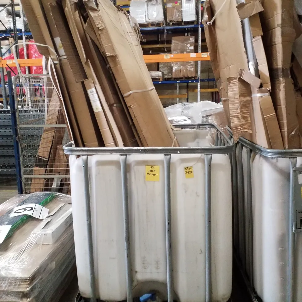 PALLET CONTAINING ASSORTED SHOWER ENCLOSURES 