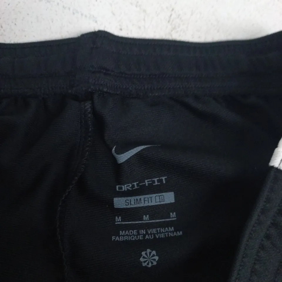 NIKE DRI-FIT SLIM FIT MEN'S TROUSERS (BLACK) – SIZE M