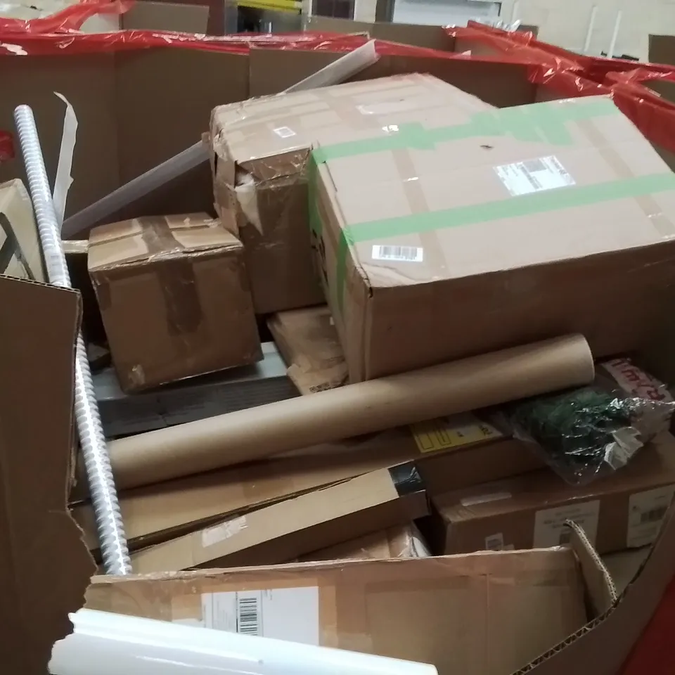 PALLET OF ASSORTED HOUSEHOLD GOODS AND PRODUCTS TO INCLUDE;GOVEE CEILING LIGHT,TRIPOD,HOSE REEL