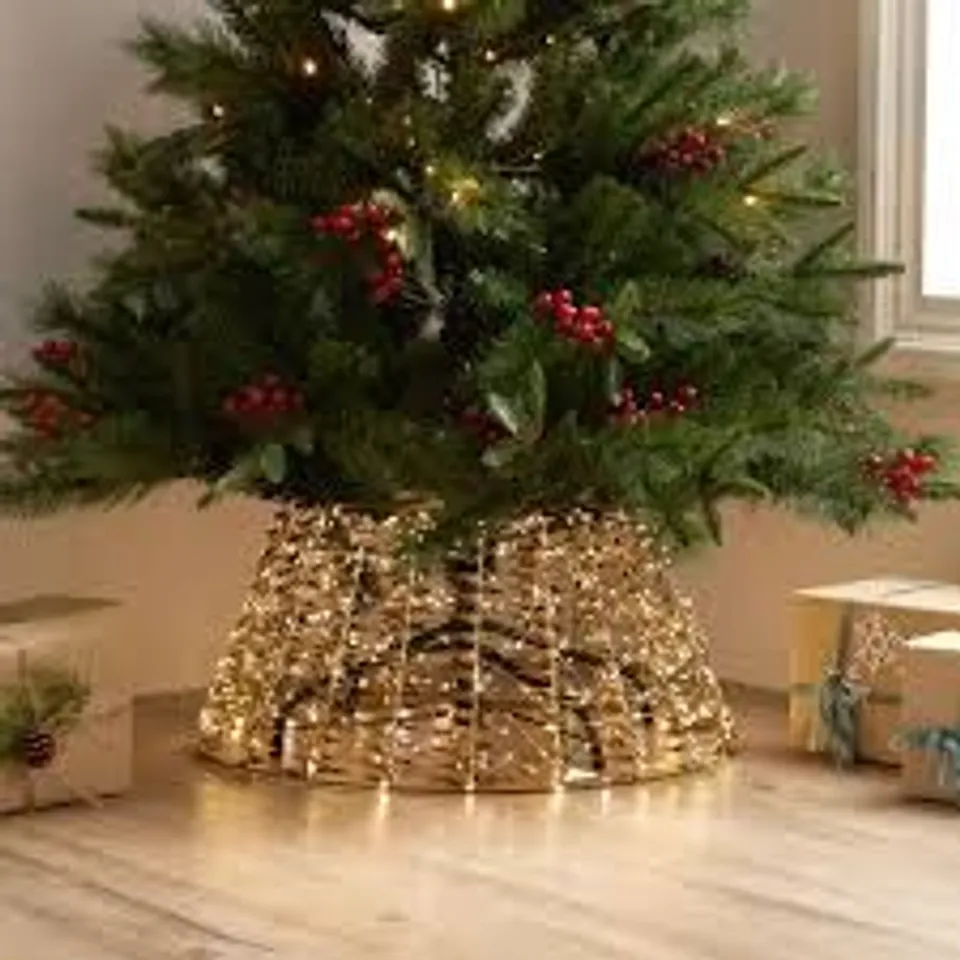 FESTIVE PRE-LIT 58CM TREE SKIRT