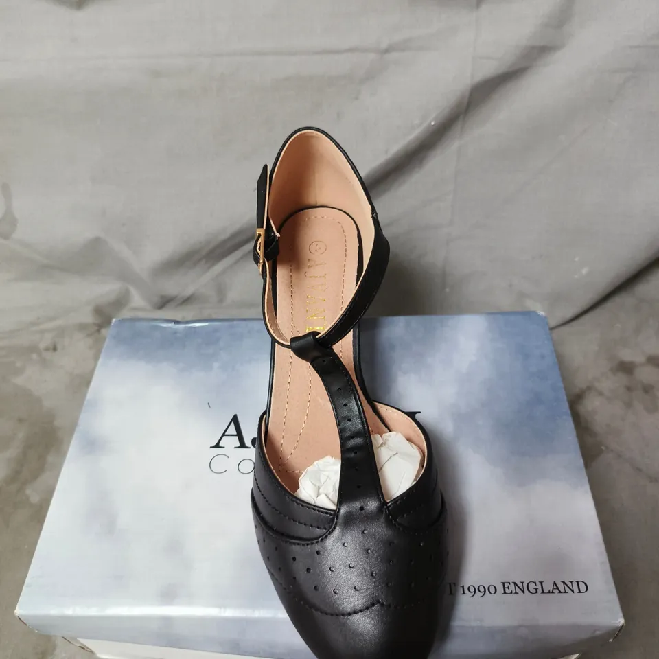 AJVANI WOMEN'S BLACK T-STRAP HEEL – UK 5 (EU 37)
