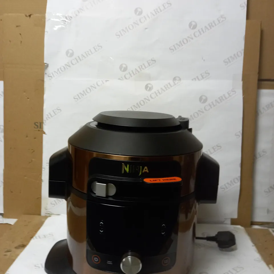 NINJA FOODI MAX SMARTLID MULTI-COOKER COPPER/BLACK