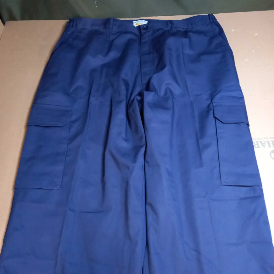 HARBOUR LIGHTS CARGO PANTS IN ATLANTIC NAVY - SIZE LARGE